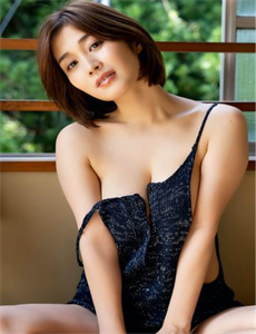 久久国内精品-男人强姧美女视频大全