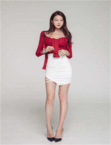 女虐